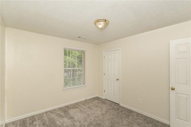 6076 Camden Forrest Drive, Riverdale, GA 30296