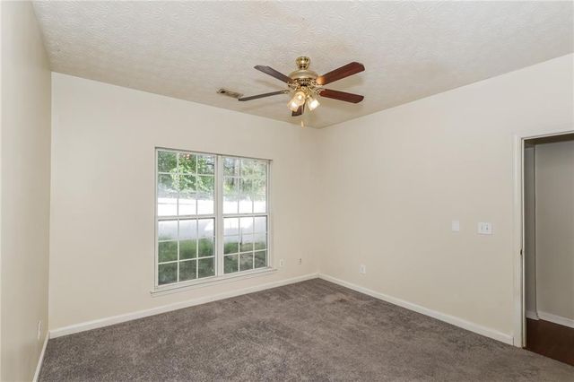 6076 Camden Forrest Drive, Riverdale, GA 30296