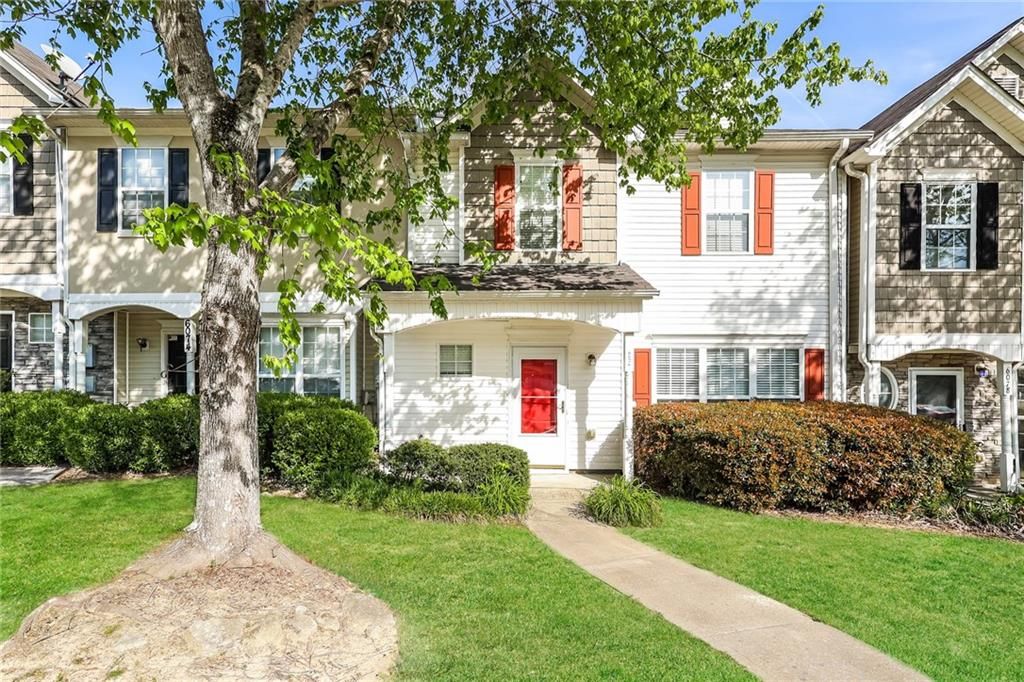 6076 Camden Forrest Drive, Riverdale, GA 30296