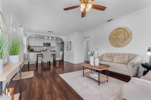 4201 56th St, Sacramento, CA 95820