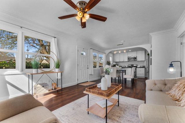 4201 56th St, Sacramento, CA 95820