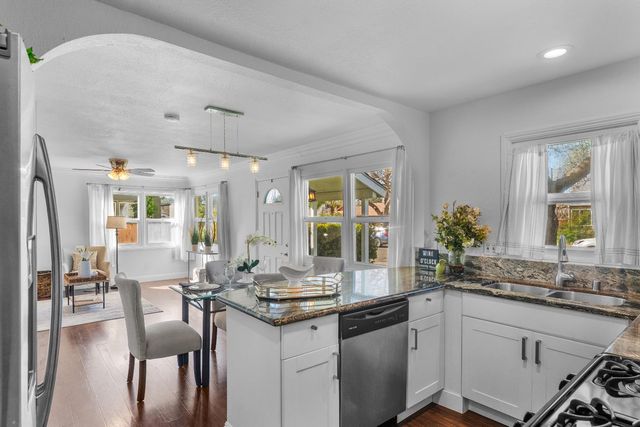 4201 56th St, Sacramento, CA 95820