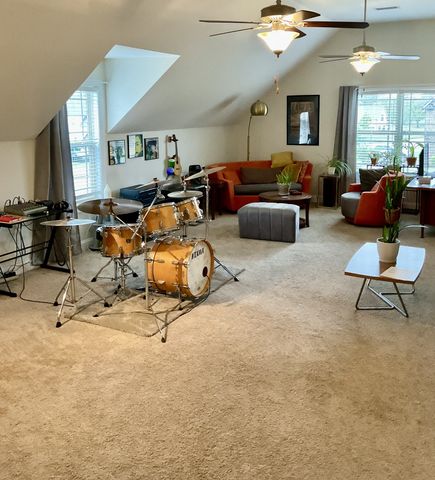 2725 Jasmine St, Lebanon, TN 37087