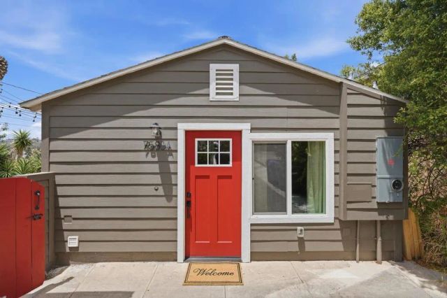 7580 Saranac Avenue, La Mesa, CA 91942