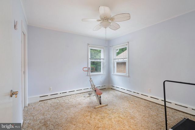 703 S VALLEY AVE, Vineland, NJ 08360