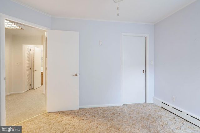 703 S VALLEY AVE, Vineland, NJ 08360