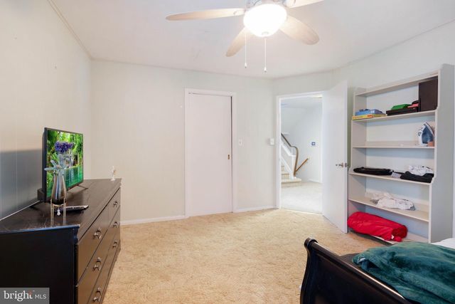 703 S VALLEY AVE, Vineland, NJ 08360