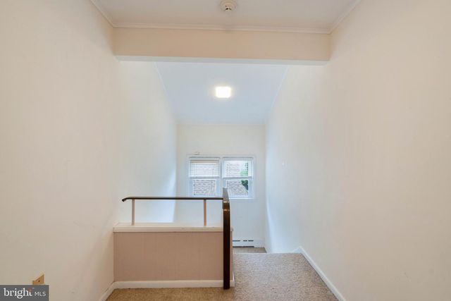 703 S VALLEY AVE, Vineland, NJ 08360