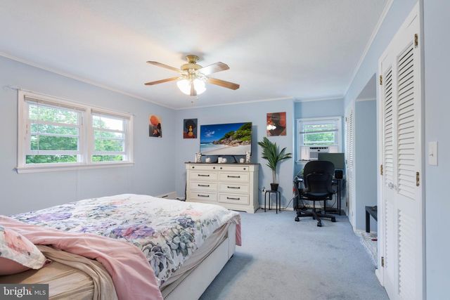 703 S VALLEY AVE, Vineland, NJ 08360
