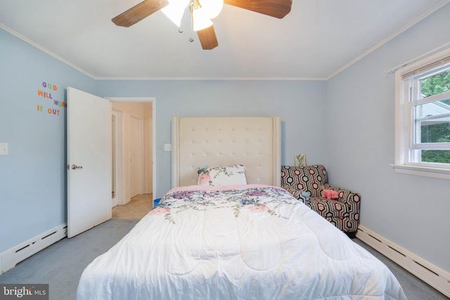 703 S VALLEY AVE, Vineland, NJ 08360