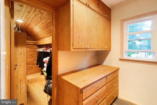 703 S VALLEY AVE, Vineland, NJ 08360