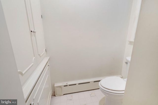 703 S VALLEY AVE, Vineland, NJ 08360