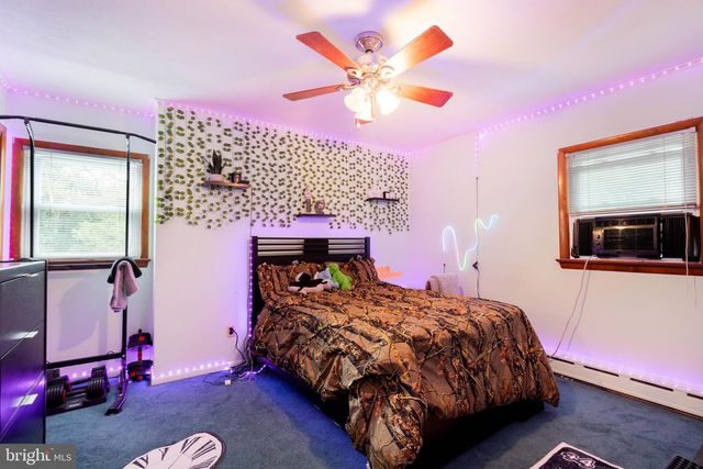 703 S VALLEY AVE, Vineland, NJ 08360