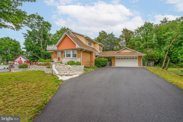 703 S VALLEY AVE, Vineland, NJ 08360