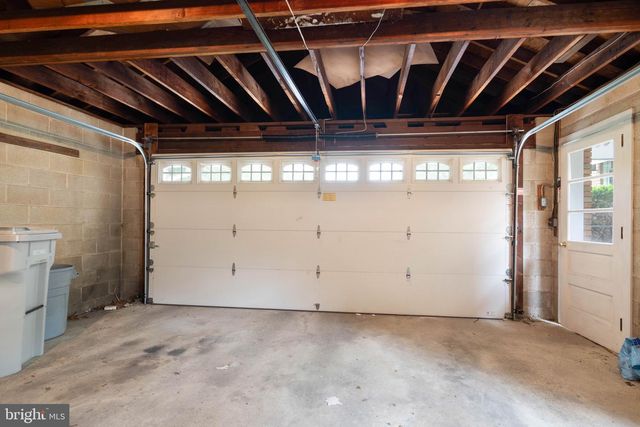 703 S VALLEY AVE, Vineland, NJ 08360