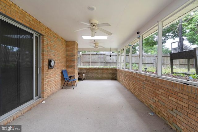 703 S VALLEY AVE, Vineland, NJ 08360