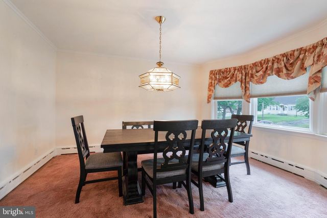 703 S VALLEY AVE, Vineland, NJ 08360