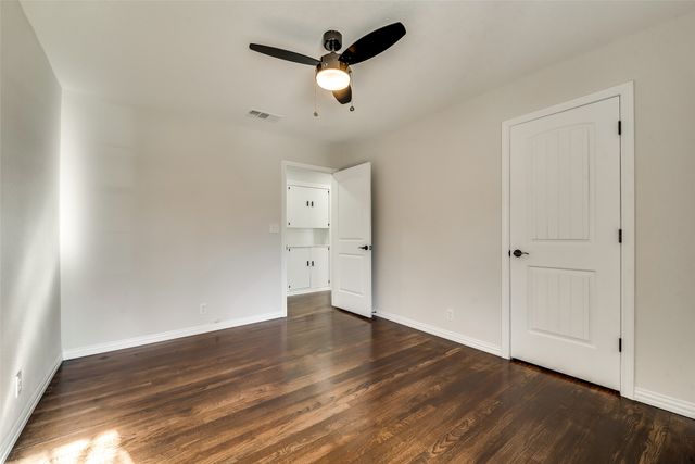 4332 Diaz Avenue, Fort Worth, TX 76107