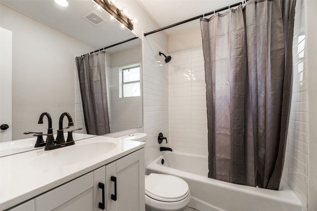 4332 Diaz Avenue, Fort Worth, TX 76107