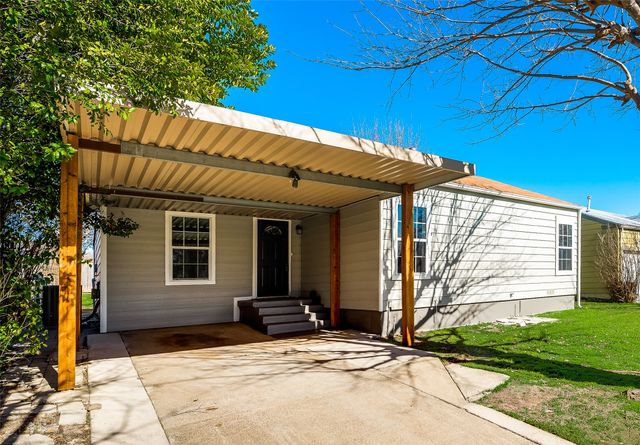 4332 Diaz Avenue, Fort Worth, TX 76107
