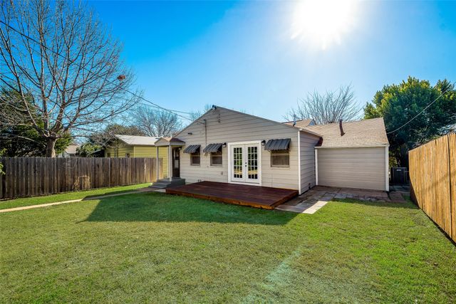 4332 Diaz Avenue, Fort Worth, TX 76107