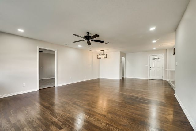 4332 Diaz Avenue, Fort Worth, TX 76107