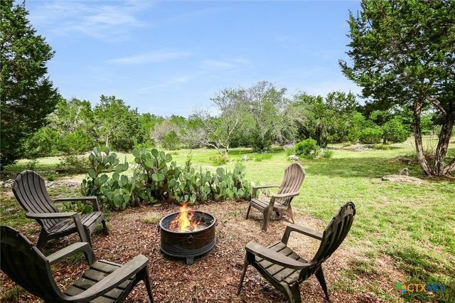 19620 Single Peak Cove, Spicewood, TX 78669
