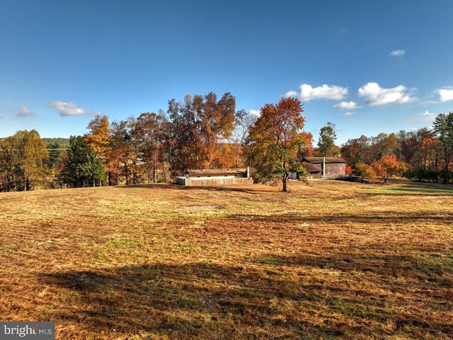 74 REDCAY RD, Mohnton, PA 19540