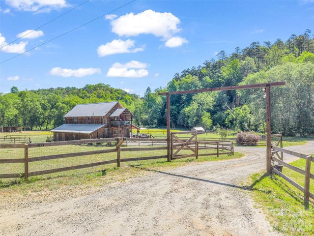 400 Calhoun Trail, Rutherfordton, NC 28139