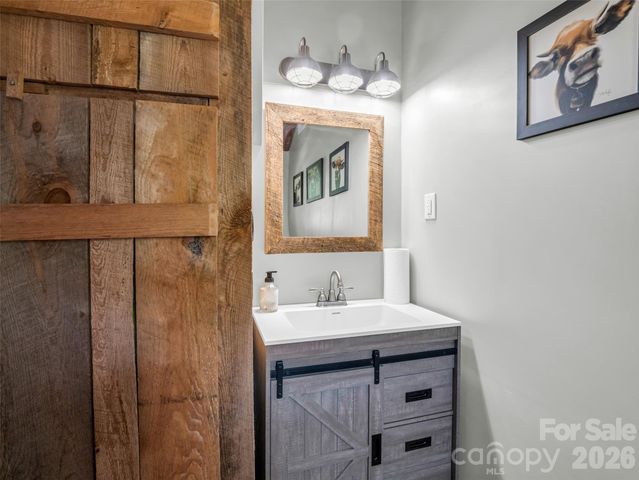 400 Calhoun Trail, Rutherfordton, NC 28139