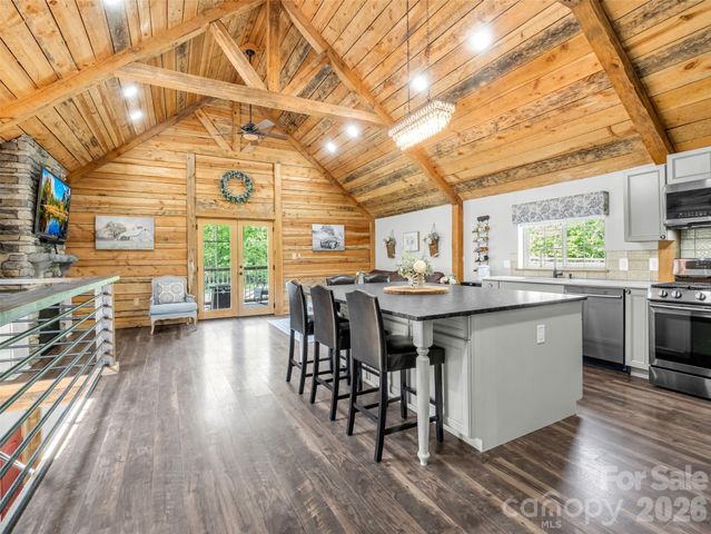 400 Calhoun Trail, Rutherfordton, NC 28139