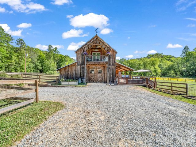 400 Calhoun Trail, Rutherfordton, NC 28139