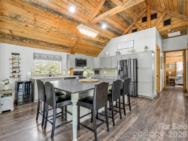 400 Calhoun Trail, Rutherfordton, NC 28139