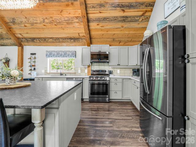 400 Calhoun Trail, Rutherfordton, NC 28139