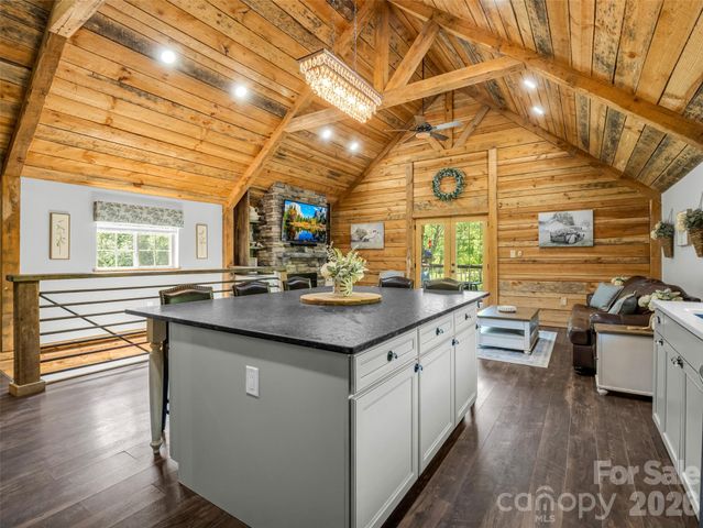 400 Calhoun Trail, Rutherfordton, NC 28139