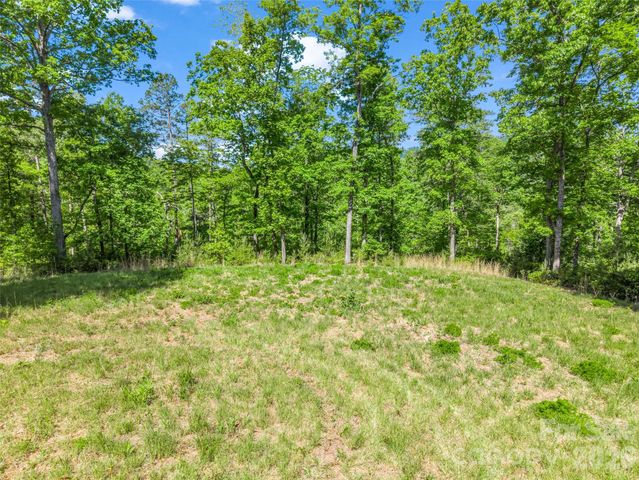 400 Calhoun Trail, Rutherfordton, NC 28139