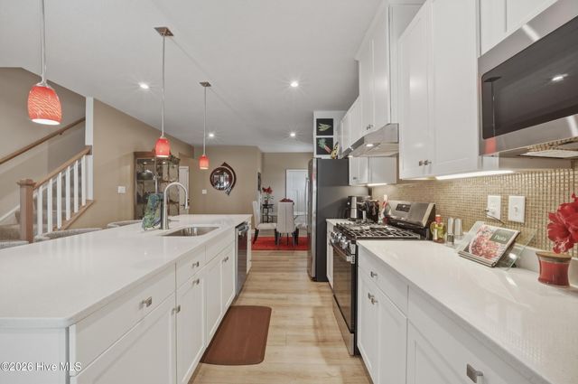 101 Spinnaker Street A, Elizabeth City, NC 27909