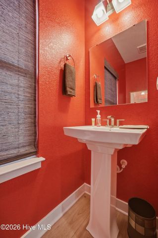 101 Spinnaker Street A, Elizabeth City, NC 27909