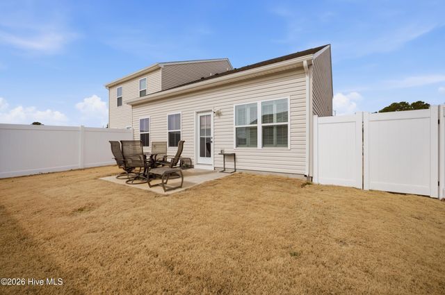 101 Spinnaker Street A, Elizabeth City, NC 27909