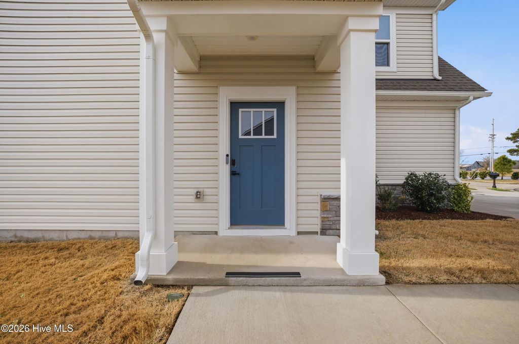 101 Spinnaker Street A, Elizabeth City, NC 27909