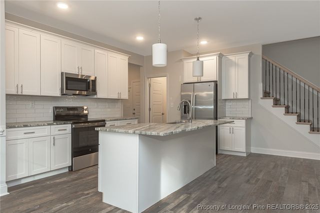 533 Walking Lane, Fayetteville, NC 28311