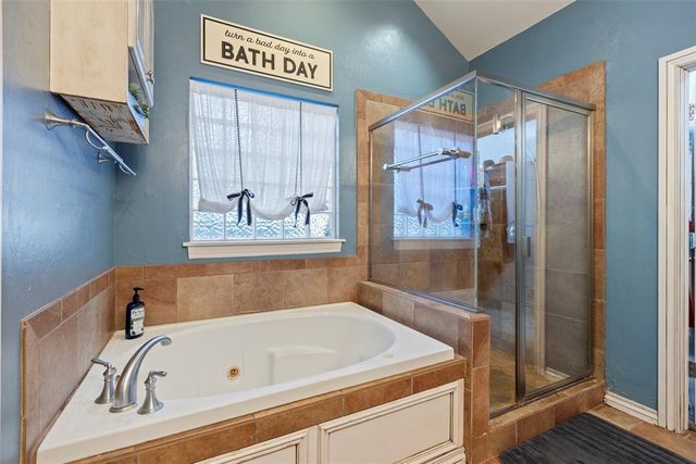 541 Wildmeadow Drive, Edmond, OK 73003