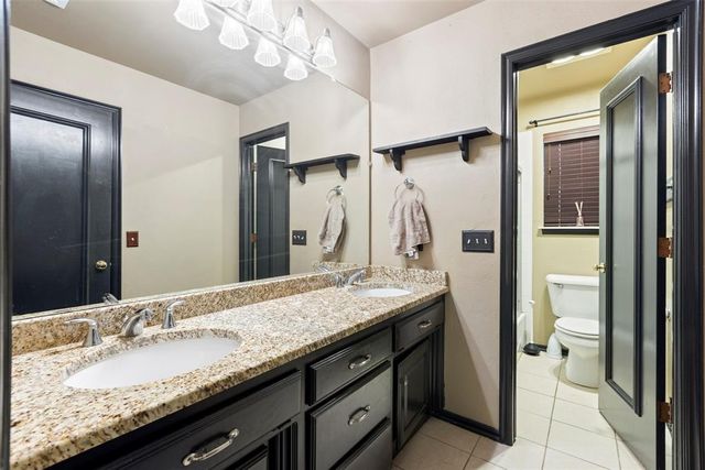 541 Wildmeadow Drive, Edmond, OK 73003