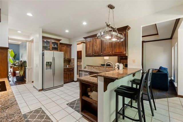 541 Wildmeadow Drive, Edmond, OK 73003