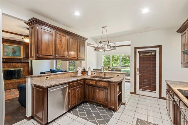 541 Wildmeadow Drive, Edmond, OK 73003