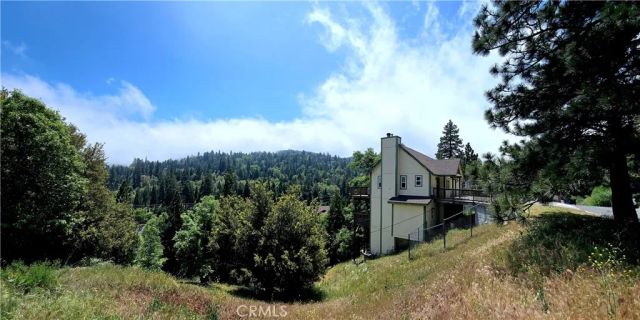 22337 Briarwood, Crestline, CA 92325
