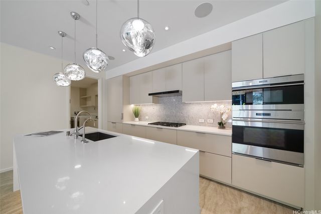 1388 Ala Moana Boulevard 2302, Honolulu, HI 96814