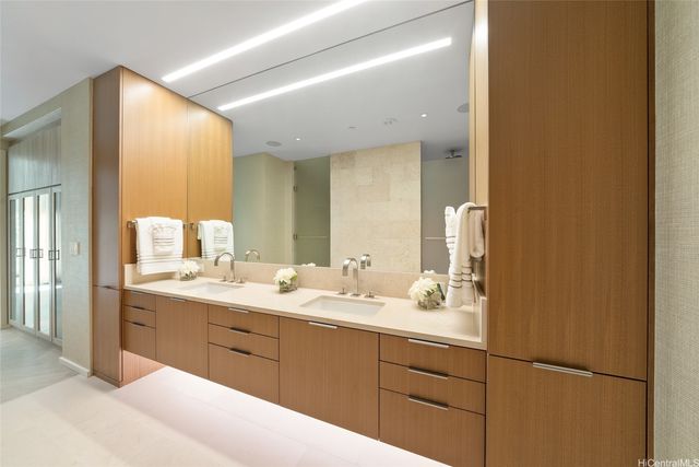 1388 Ala Moana Boulevard 2302, Honolulu, HI 96814