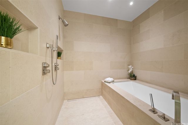 1388 Ala Moana Boulevard 2302, Honolulu, HI 96814