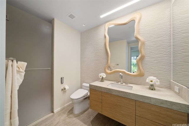 1388 Ala Moana Boulevard 2302, Honolulu, HI 96814